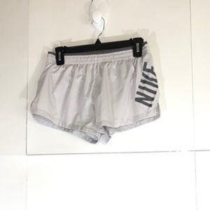 Tommy Hilfiger Pink Women’s Chino Short Small